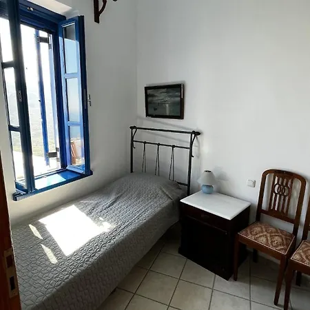 Camaraki Capitano House , Chora * Serifos Town